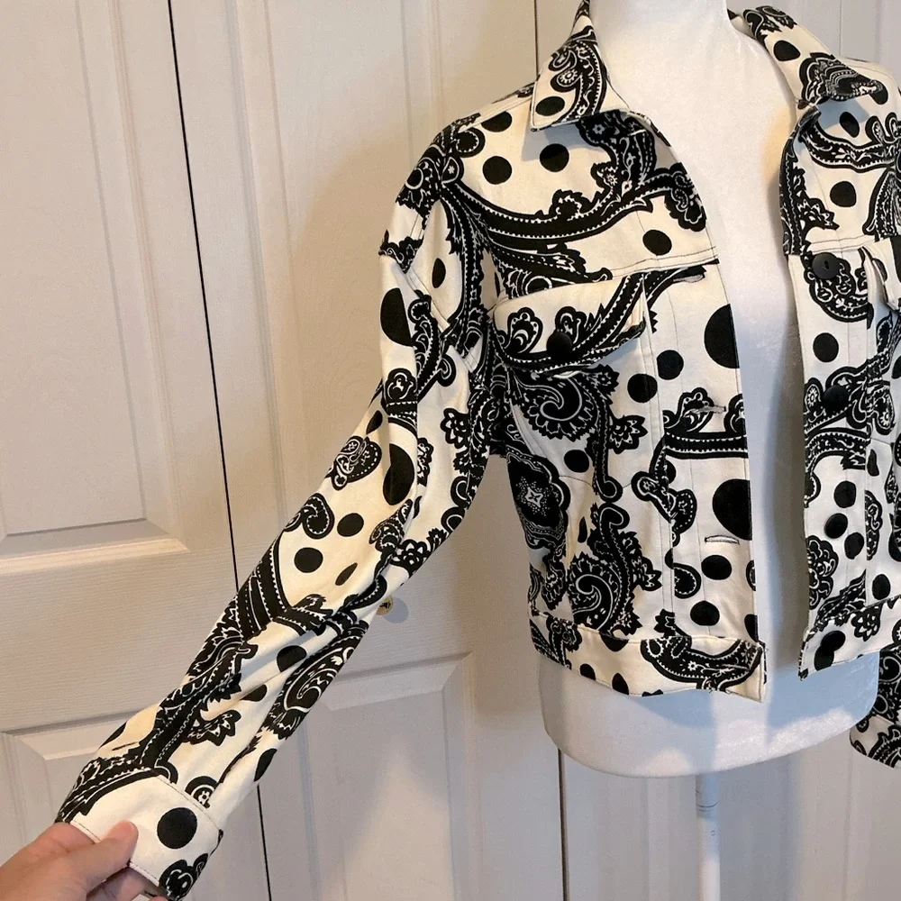 🌹 Outlander Black and White Cotton Jacket - Medium - Picture 2 of 5